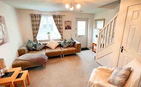 Loch Leven Getaway - 2 Bed House